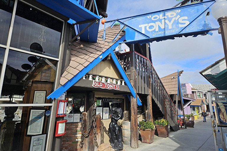 Leonard's Bakery